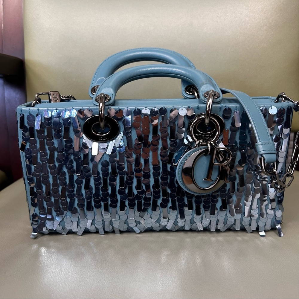 Christian Dior Sequin Lady D-Joy Handle - Picture 2 of 12